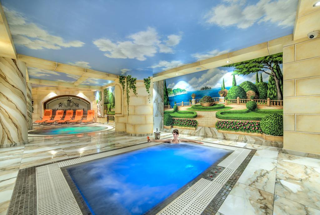 Hotel Krolewski Janów Lubelski Exterior foto