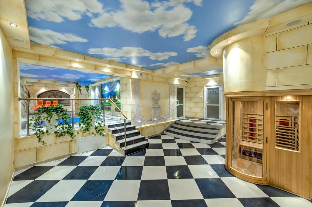 Hotel Krolewski Janów Lubelski Exterior foto