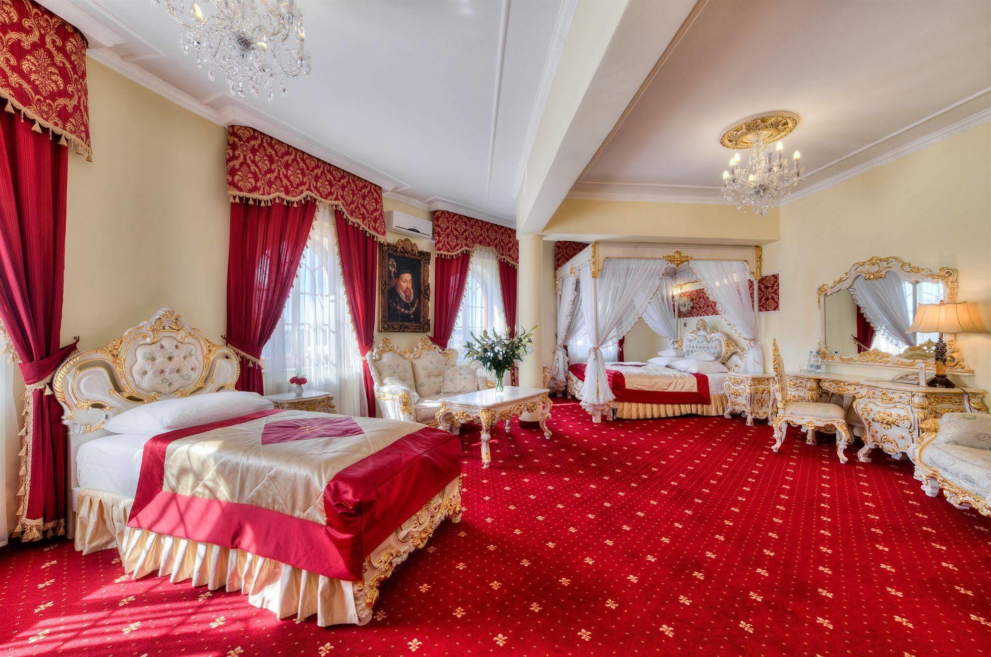 Hotel Krolewski Janów Lubelski Exterior foto